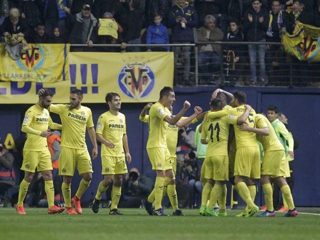 Villarreal players celebrate